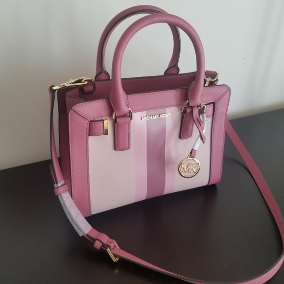 SOLD! Michael Kors Satchel - Picture 2 of 7